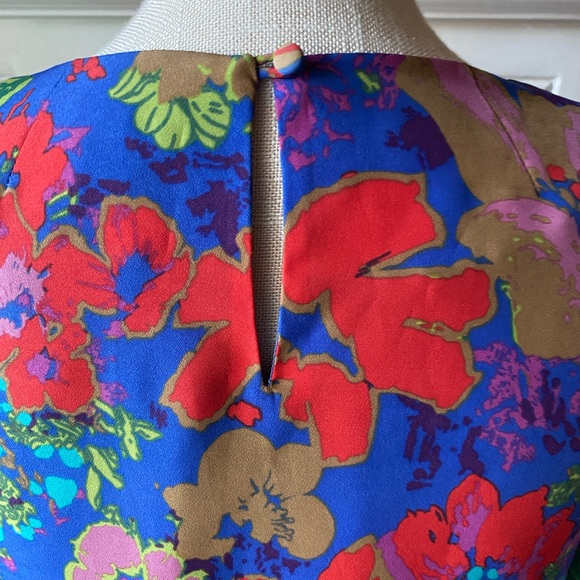 ❌SOLD❌ JCREW JULES BRIGHT FLORAL SHIFT DRESS SIZE 0 POCKETS - Picture 7 of 9